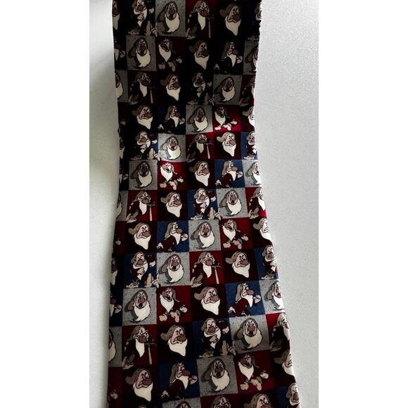 Disney Grumpy Tie – 100% Silk Vintage Walt Disney World Necktie - Picture 4 of 10